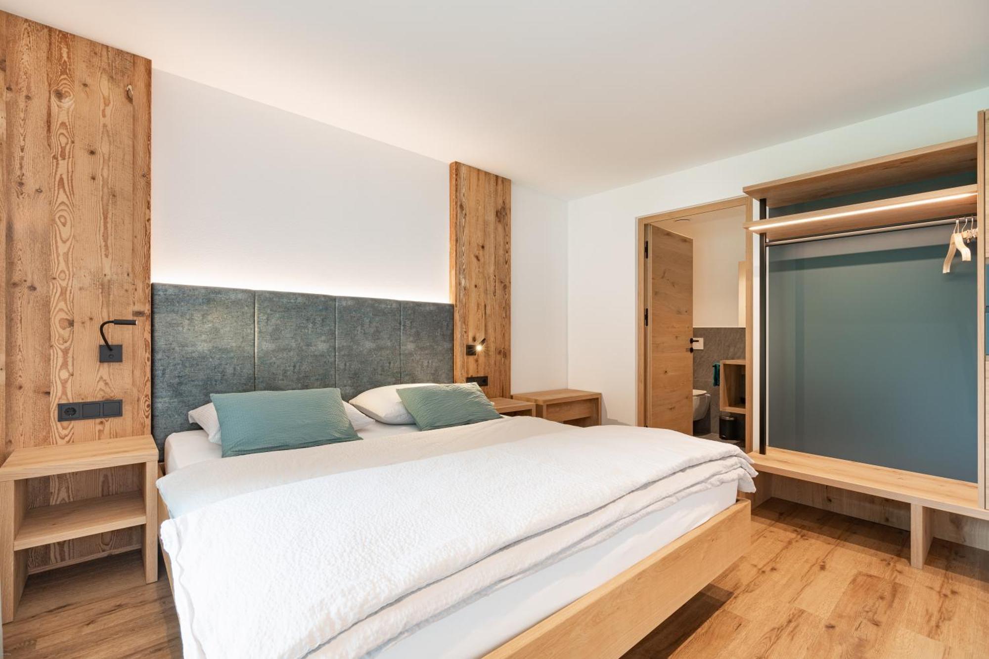Linhea Apartments فِيي المظهر الخارجي الصورة